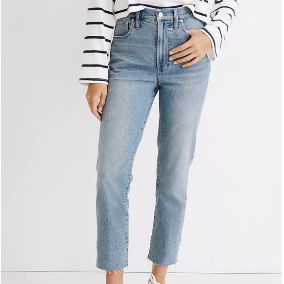 Madewell | The Perfect Vintage Jean in Ellicott Wash - Picture 2 of 6